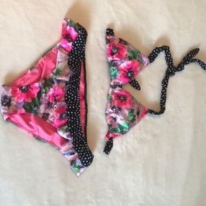 Victoria’s Secret Bikini (never worn).